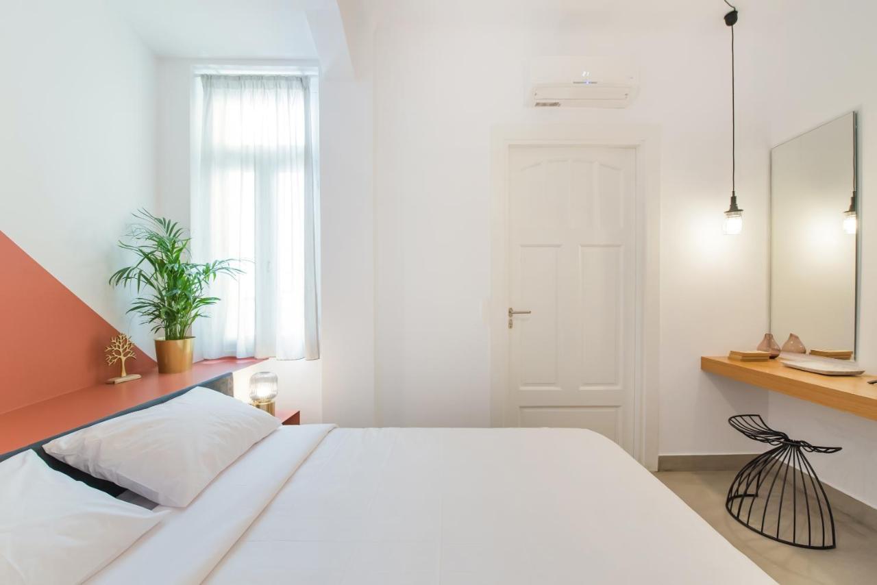 Monk Monastiraki Suites Афіни Екстер'єр фото
