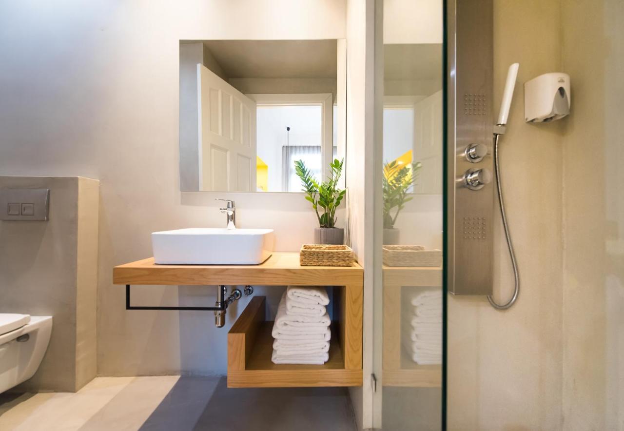 Monk Monastiraki Suites Афіни Екстер'єр фото