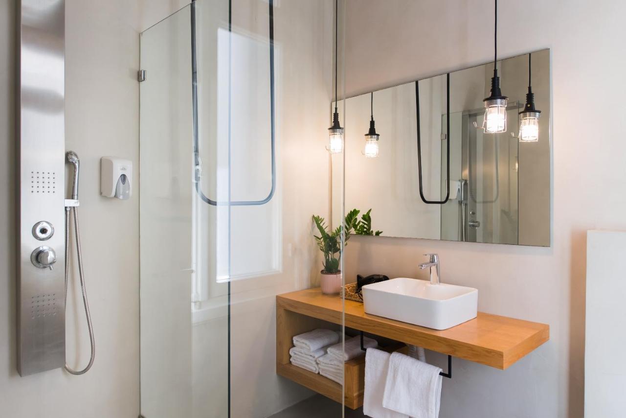 Monk Monastiraki Suites Афіни Екстер'єр фото